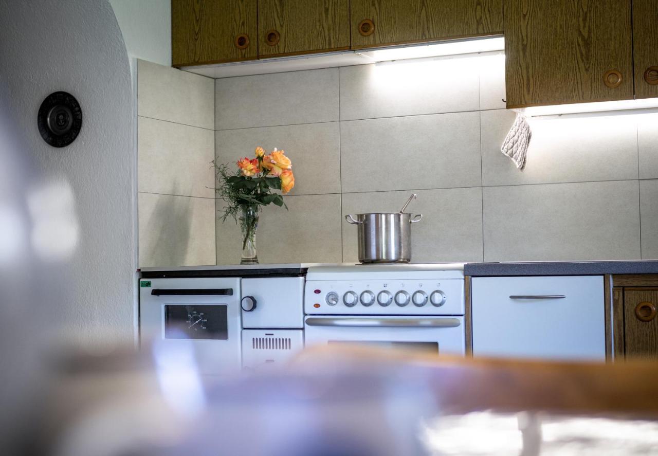 Appartments Neuhof กอลลาลโบ ภายนอก รูปภาพ