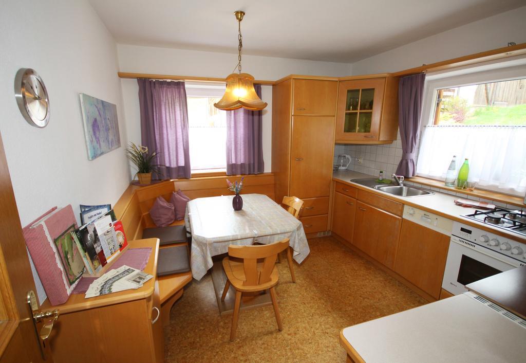 Appartments Neuhof กอลลาลโบ ภายนอก รูปภาพ