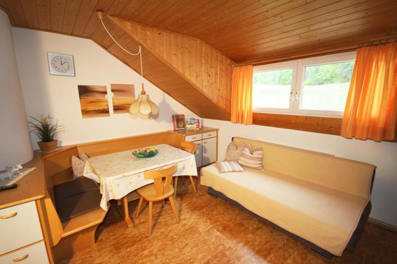 Appartments Neuhof กอลลาลโบ ภายนอก รูปภาพ