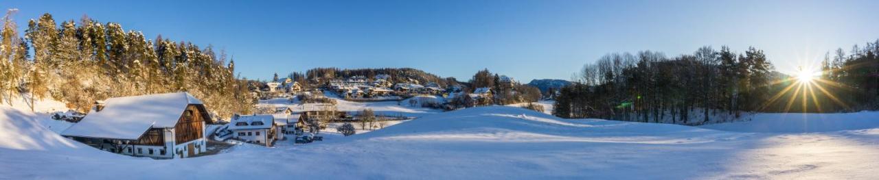 Appartments Neuhof กอลลาลโบ ภายนอก รูปภาพ